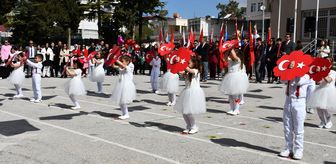 Adana ve Mersin'in ilçelerinde 23 Nisan Ulusal Egemenlik ve Çocuk Bayramı kutlandı
