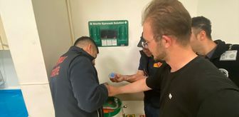 Afyonkarahisar'da üniversite öğrencisinin parmağına sıkışan yüzük itfaiye ekiplerince çıkarıldı