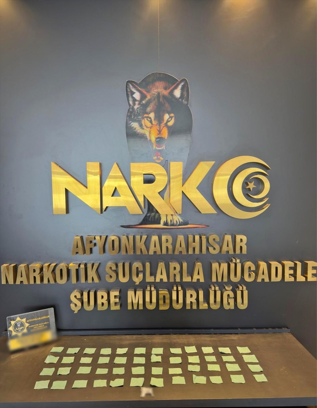 Afyonkarahisar'da uyuşturucu operasyonunda 2 şüpheli yakalandı