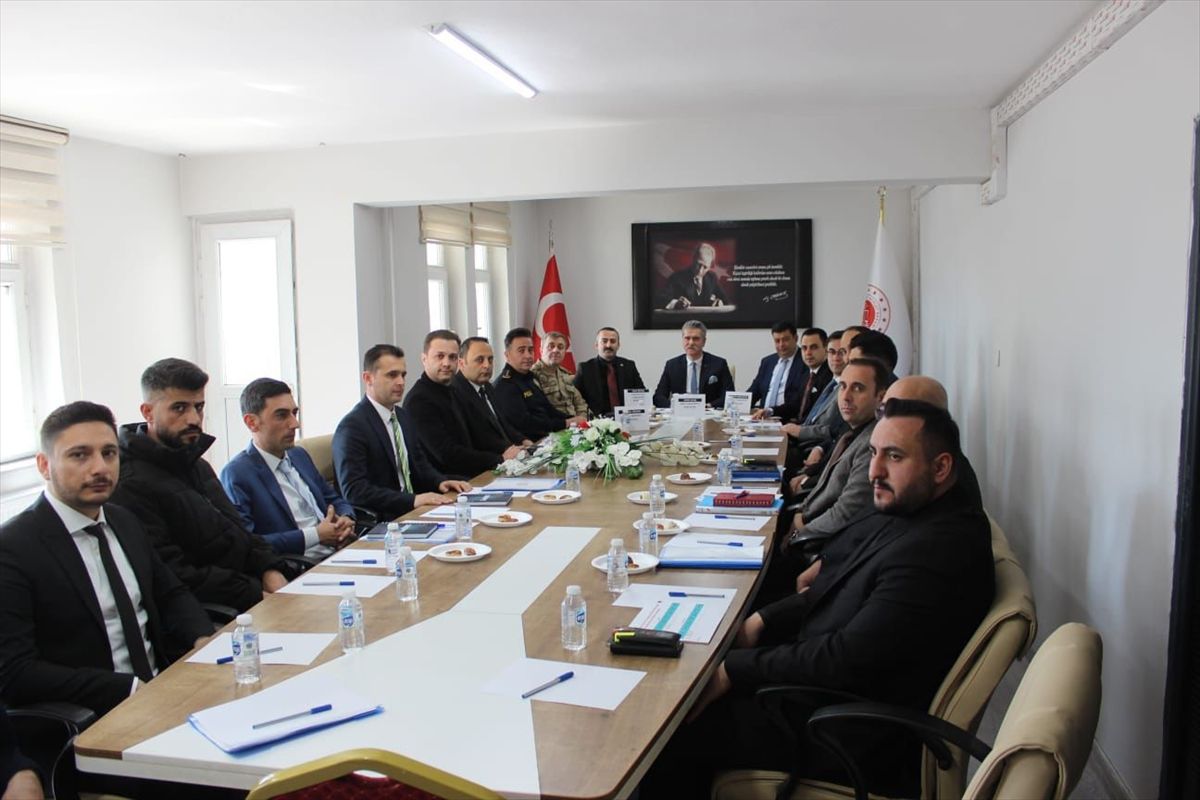 Ağrı'da uyuşturucu ve yasa dışı bahisle mücadele toplantısı yapıldı