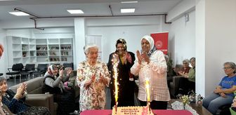 AK Parti Eskişehir Milletvekili Gürcan, huzurevindeki annelerle buluştu