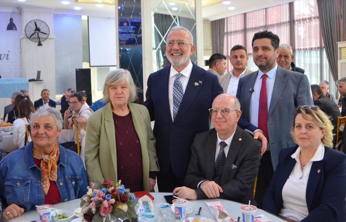 AK Parti Grup Başkanvekili Yenişehirlioğlu, Manisa'da konuştu Açıklaması