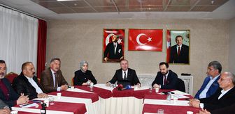 AK Parti Hakkari İl Başkanı Kaya'dan heyelan nedeniyle hasar gören yola ilişkin açıklama