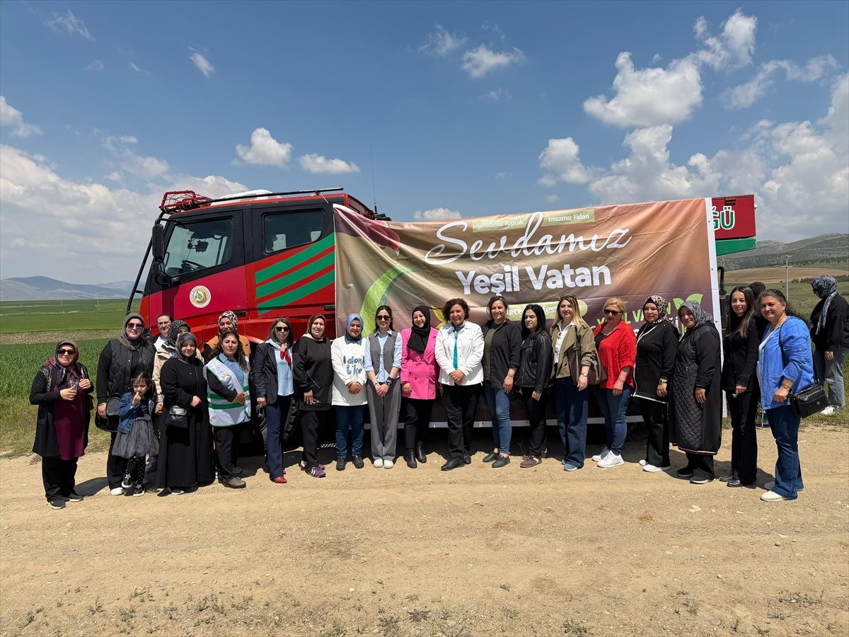 AK Parti Kırşehir Teşkilatından fidan dikim etkinliği