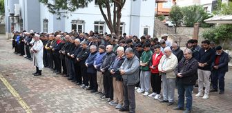 Alanya'da Kahramanmaraş'taki okul saldırısında ölenler için gıyabi cenaze namazı kılındı