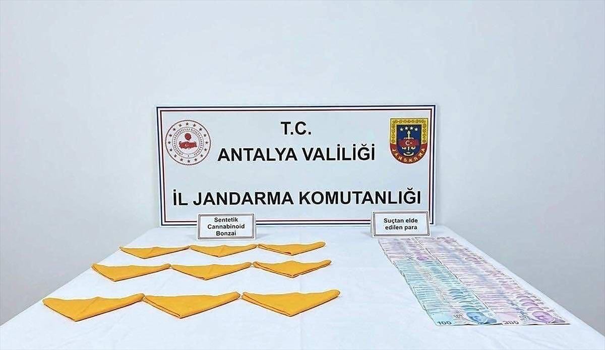 Alanya'da uyuşturucu operasyonlarında 2 şüpheli yakalandı