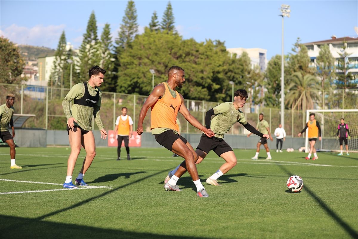 Alanyaspor, Beşiktaş maçının hazırlıklarına başladı