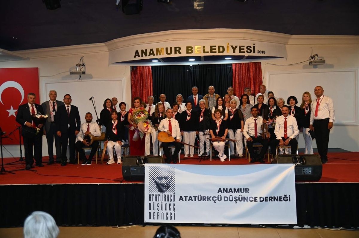 Anamur'da konser düzenlendi