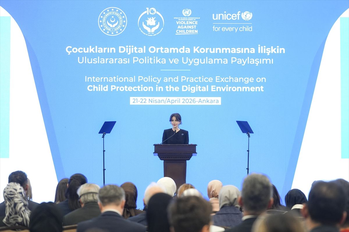 Ankara'da "çocukların dijital ortamlarda korunması" konulu toplantı düzenlendi