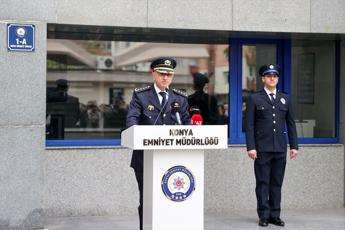 Ankara Emniyet Müdürü olarak atanan Maksut Yüksek Konya'dan törenle uğurlandı