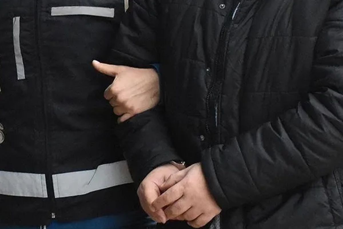 Ankara merkezli 12 ilde Fetö soruşturması: 16 şüpheli hakkında gözaltı kararı