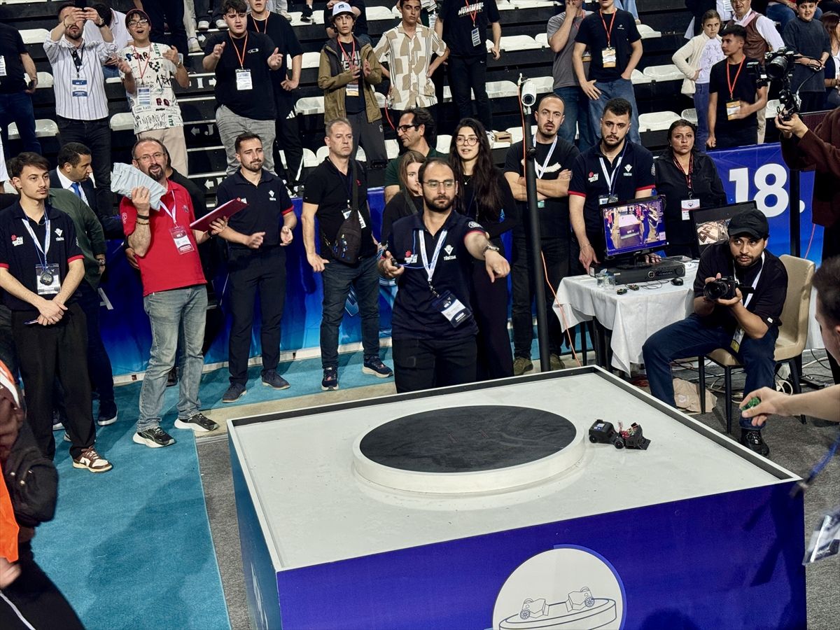 Antalya'da düzenlenen '18. Uluslararası MEB Robot Yarışması' tamamlandı