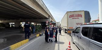 Antalya'da tırın altında kalan kadın öldü