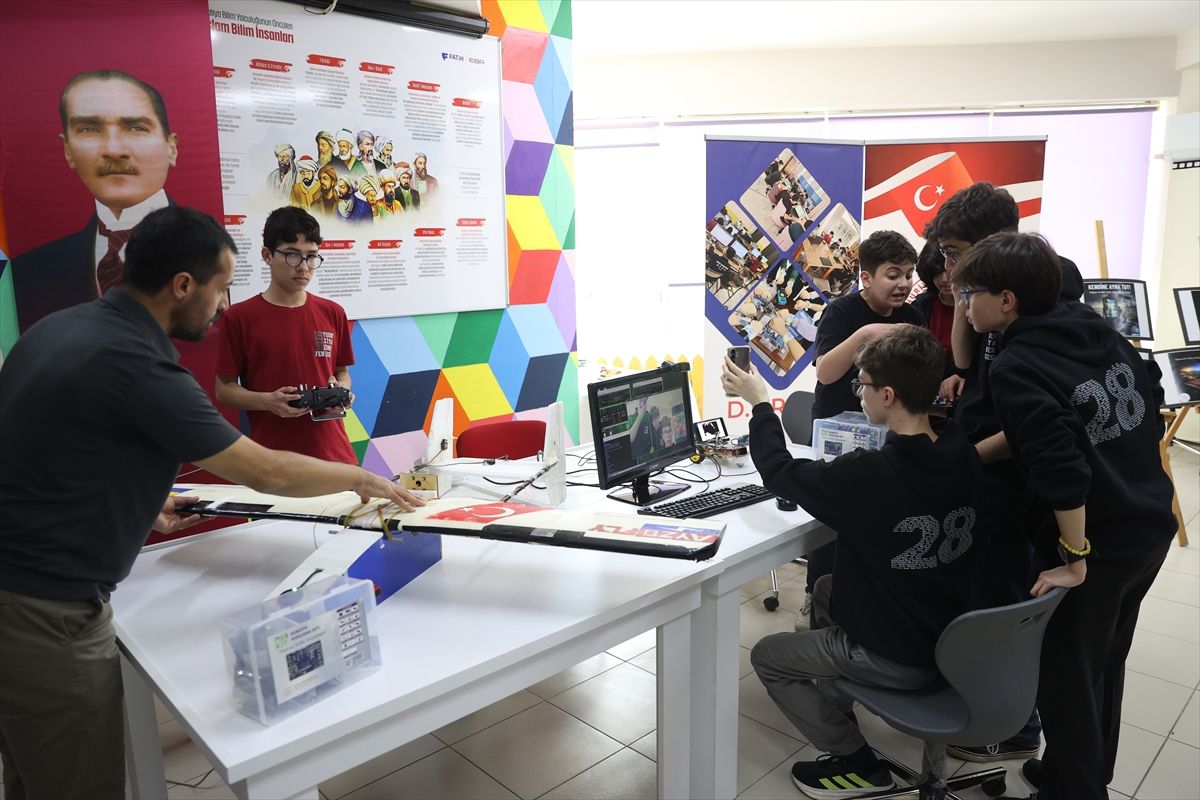 Antalya'da yapay zekayla 5 bin öğrenci proje üretmeye başladı