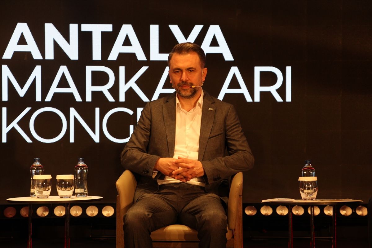 'Antalya İş Dünyasının Hacmi ve Büyüme Potansiyeli' panelinde turizm sektöründeki gelişmeler konuşuldu