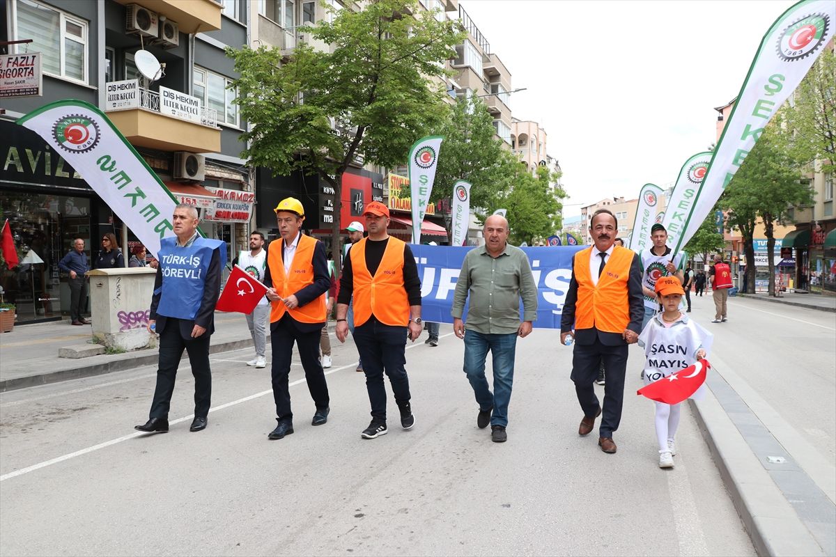 Antalya ve çevre illerde 1 Mayıs Emek ve Dayanışma Günü kutlandı