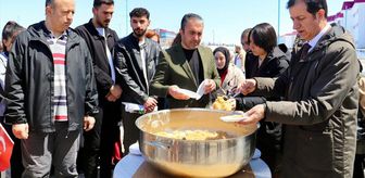 Ardahan Üniversitesi'nde 'şehitlere saygı yürüyüşü' düzenlendi