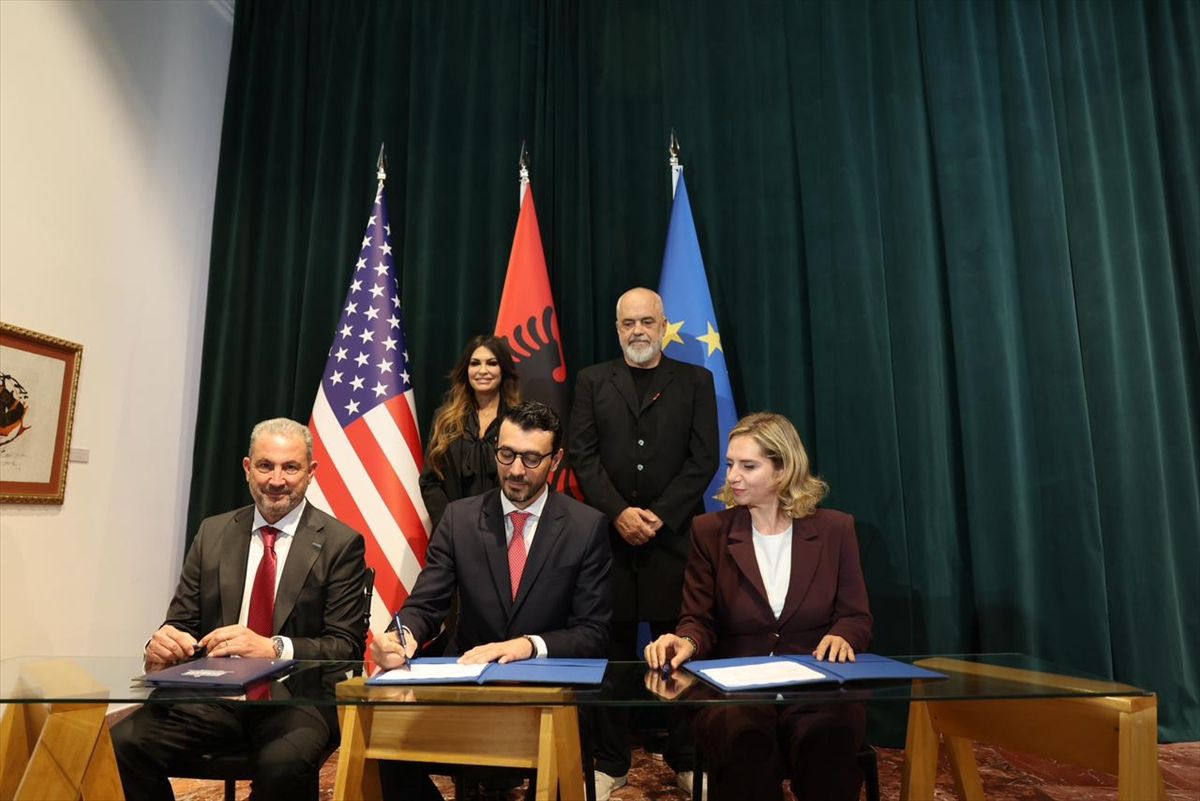 Arnavutluk, ABD ve Yunanistan'dan enerji alanında anlaşma