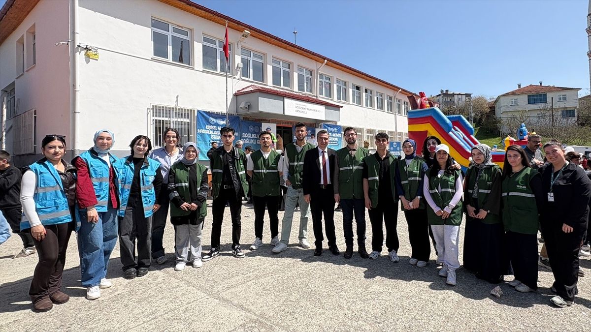 Asarcık'ta çocuk şenliği düzenlendi
