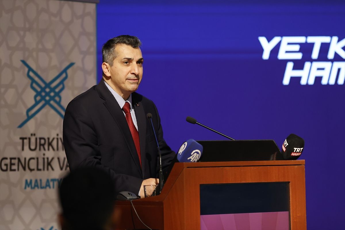 ASELSAN Genel Müdür Yardımcısı Yücel, Malatya'da öğrencilerle buluştu