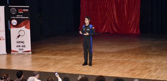 Astronot Tuva Cihangir Atasever, Antalya'da öğrencilerle buluştu
