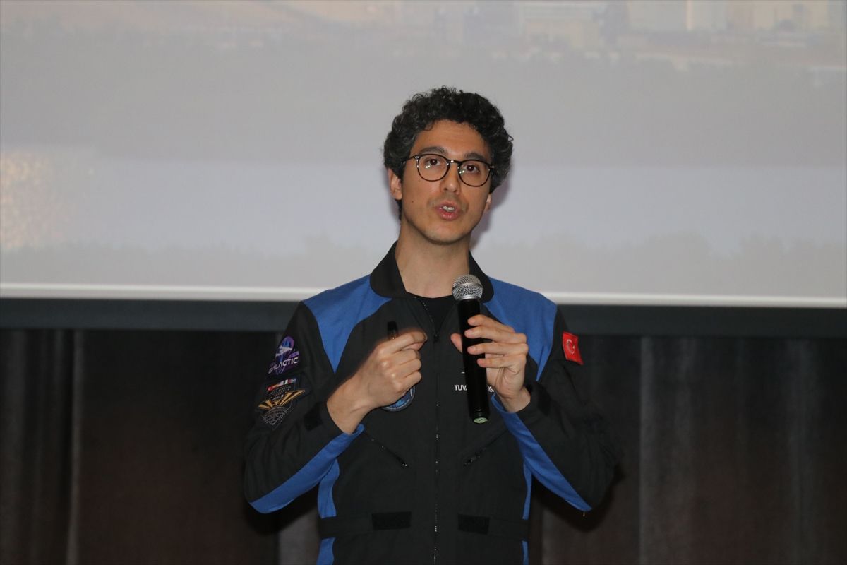 Astronot Tuva Cihangir Atasever, Isparta'da öğrencilerle buluştu