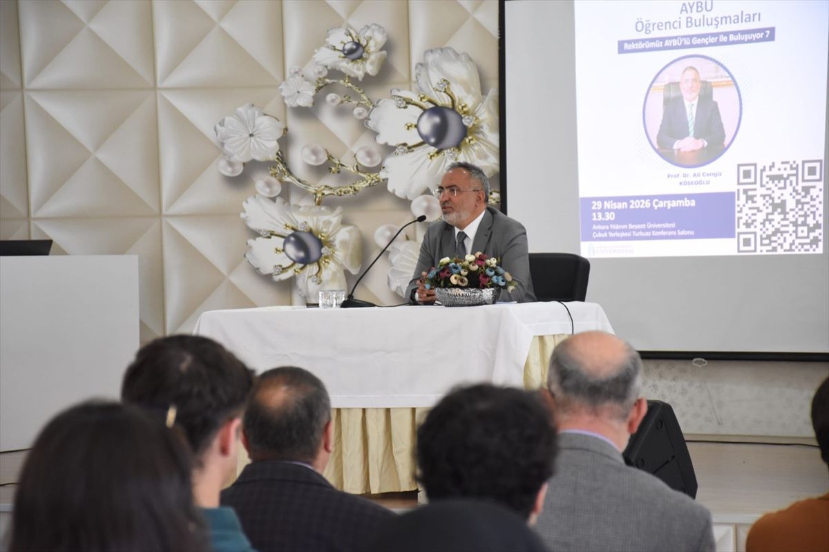 AYBÜ Rektörü Köseoğlu, Çubuk Yerleşkesinde öğrencilerle buluştu