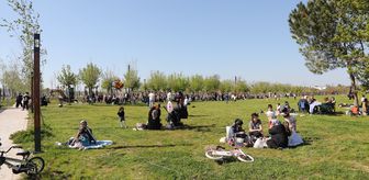 Bafra Belediye Başkanı Kılıç, Millet Bahçesi'nde vatandaşlarla buluştu