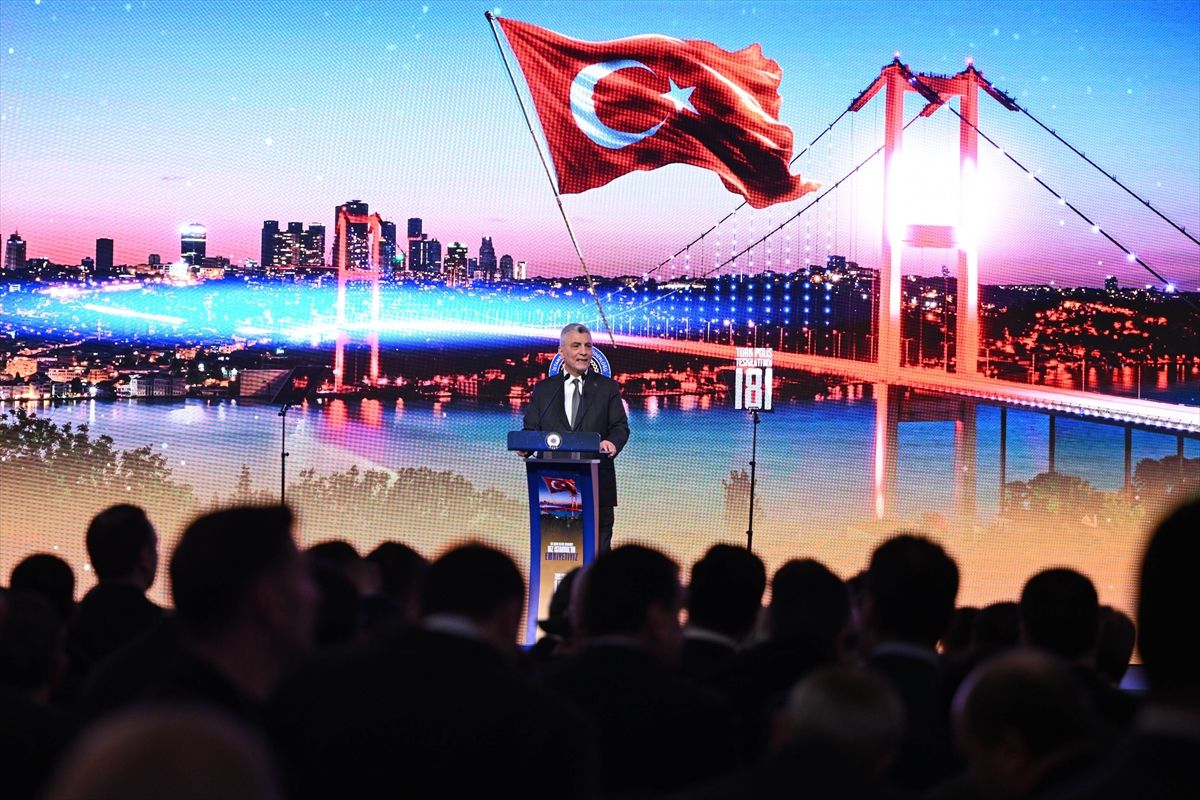 Bakan Bolat, Türk Polis Teşkilatının istikrarın, ekonominin ve devlet otoritesinin sessiz teminatı olduğunu söyledi Açıklaması