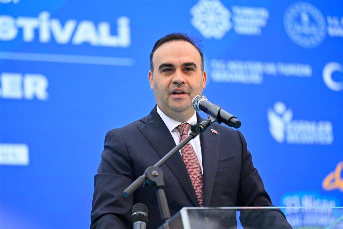 Bakan Kacır, Uluslararası Barış Ekmeği Festivali'nde konuştu Açıklaması