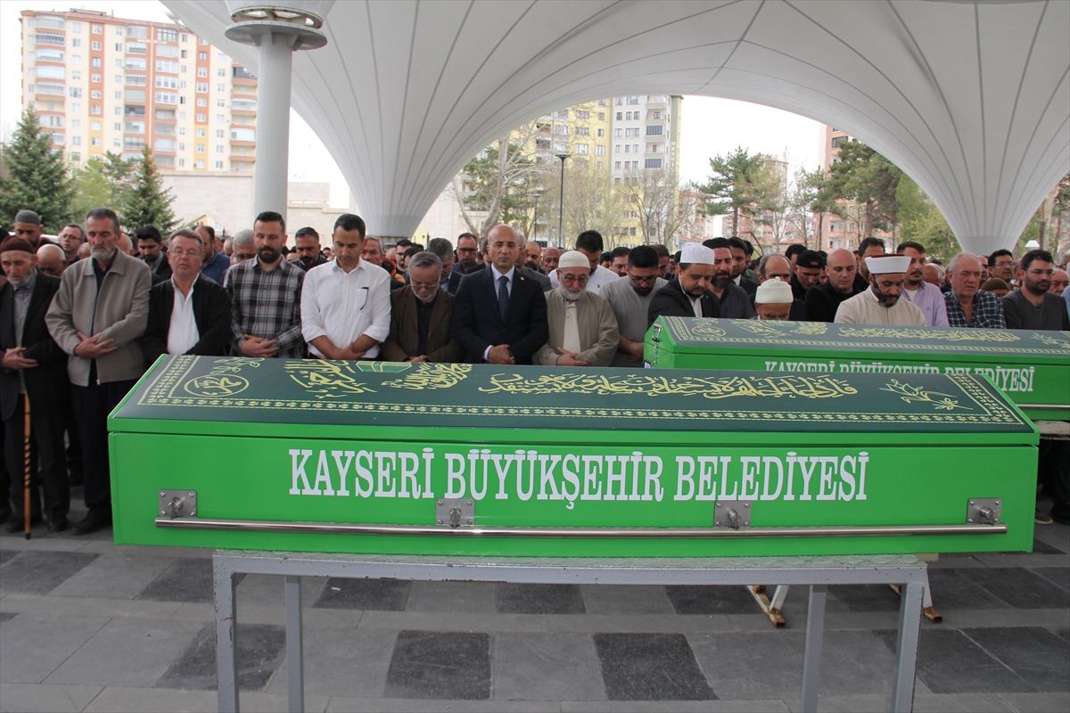 Balıkesir'de hayatını kaybeden araştırma görevlisinin cenazesi Kayseri'de toprağa verildi