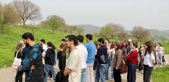 Balıkesir'de mimarlık öğrencileri Bigadiç'teki tarihi yapıları inceledi