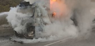 Balıkesir'de tırda çıkan yangın söndürüldü