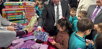 Bartın'da 8 bin 50 ilkokul öğrencisine oyuncak dağıtıldı