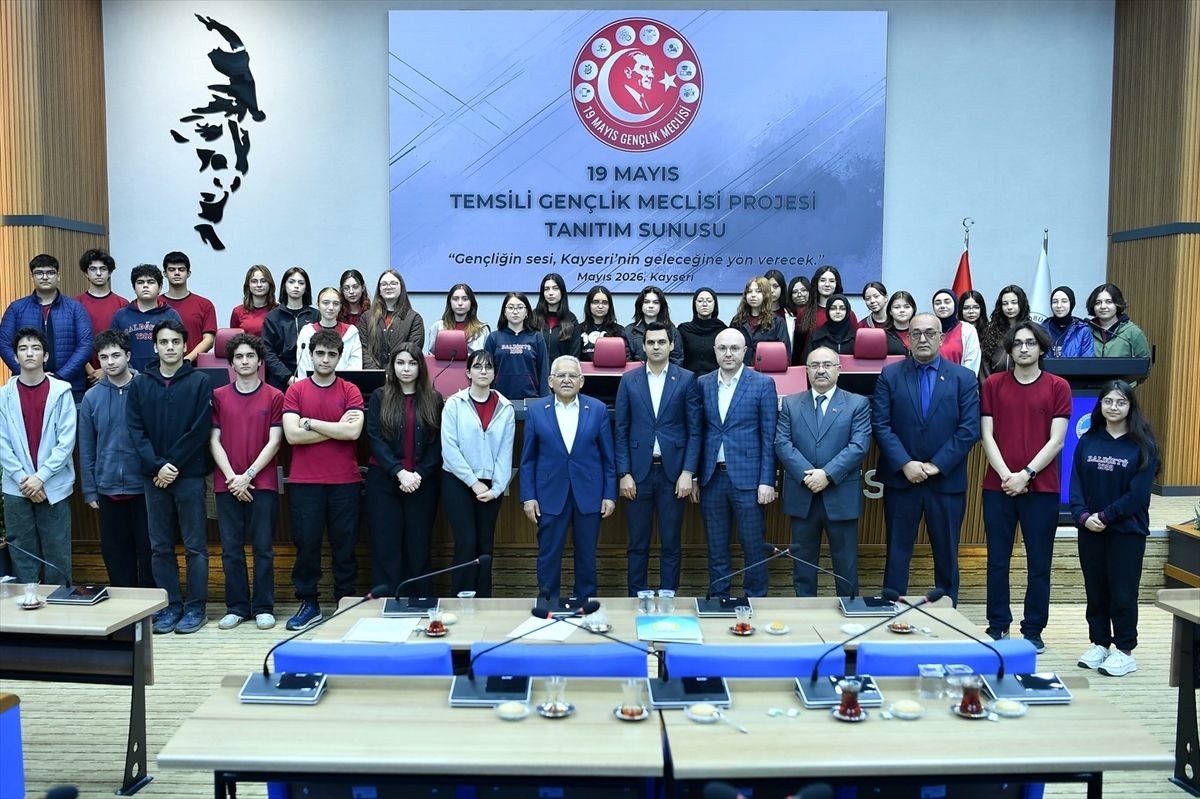 Başkan Büyükkılıç, 19 Mayıs Temsili Gençlik Meclisi Projesi'nin tanıtım programına katıldı