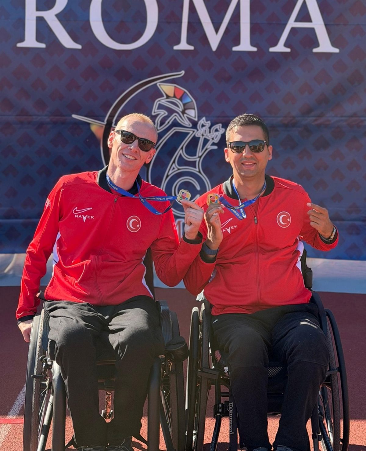 Başkan Büyükkılıç'tan para okçuluk branşında şampiyon olan sporculara tebrik