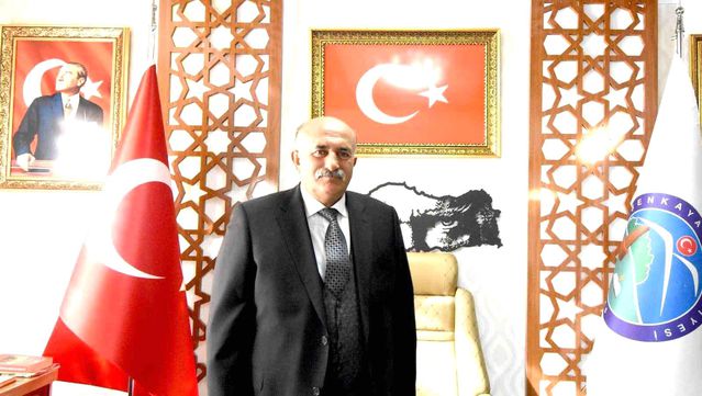 Başkan Özcan’dan Şenkaya’nın 108’nci kurtuluş yıl dönümü mesajı