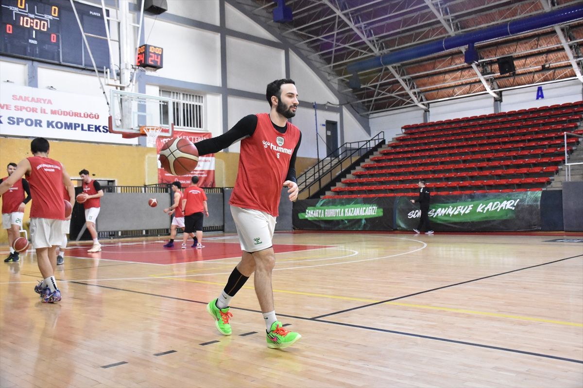 Basketbol Ligi'ne yükselen Sakarya Büyükşehir Belediyespor'da hedef kalıcı olmak