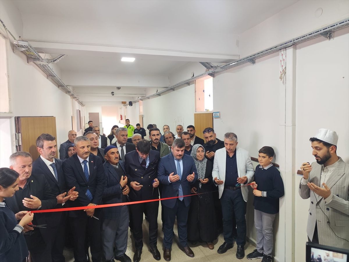 Baskil'de şehit er Bedri Sakınç'ın ismi kütüphanede yaşatılacak