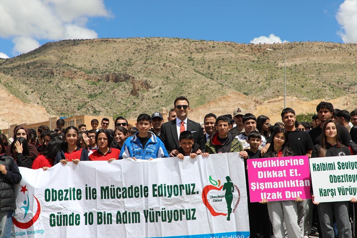 Batman Hasankeyf'te sağlıklı yaşam için yürüyüş etkinliği düzenlendi