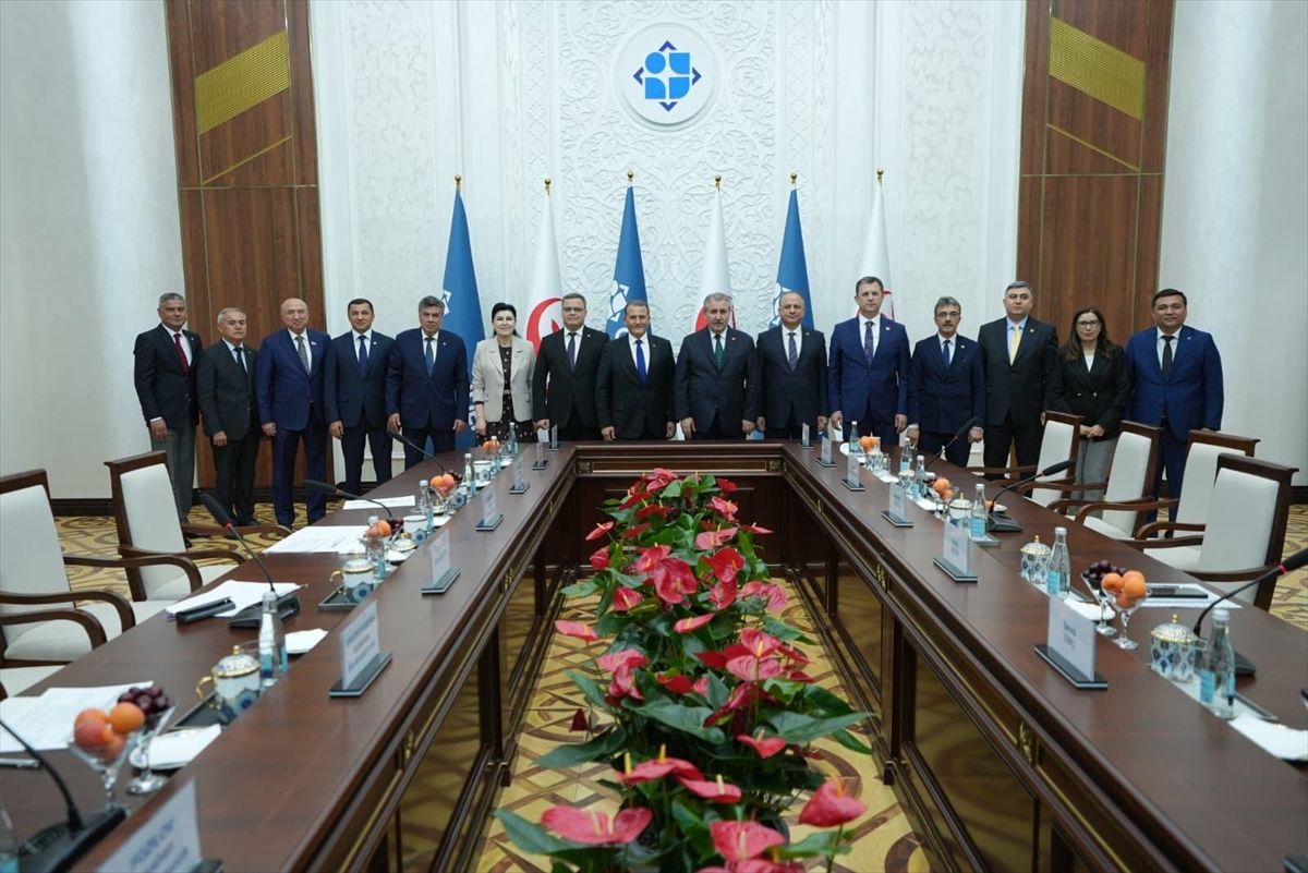 BBP Genel Başkanı Destici, Özbekistan'da çeşitli temaslarda bulundu