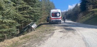 Bilecik'te otomobilin şarampole devrildiği kazada 2 kişi yaralandı