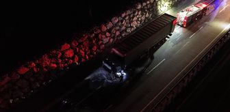 Bilecik'te un yüklü tırda çıkan yangın söndürüldü