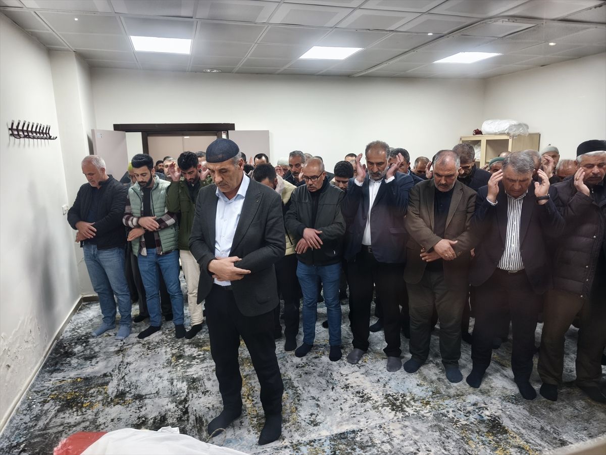 Bingöl'de derede bulunan emekli öğretmenin cenazesi defnedildi