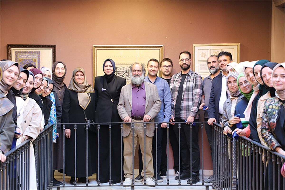 'Bir Gölge Düşürmek: İslam Sanatında Hendesi Tezyinat' sergisi İstanbul'da açıldı