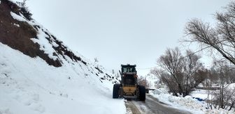 Bitlis Valisi Karakaya, karla mücadele ekiplerini ziyaret etti Açıklaması