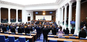 Bulgaristan'da Başbakan Radev'in hükümeti parlamentodan güvenoyu aldı