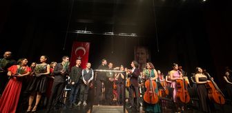 Bursa Çocuk Senfoni Orkestrası konser verdi