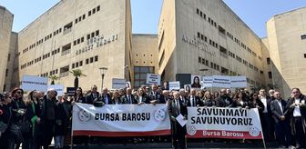 Bursa'da avukat Hatice Kocaefe'nin silahlı saldırıda öldürülmesi protesto edildi
