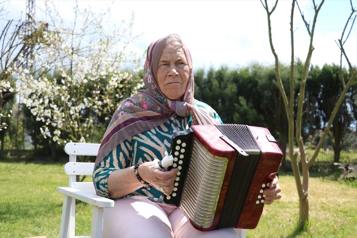 Çerkes düğünlerinin mızıkacısı Süheyla Şimşek'in yaşamı belgesele konu oldu